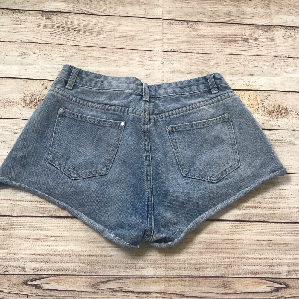 ETWO Jean Shorts - Size Medium - Picture 5 of 5